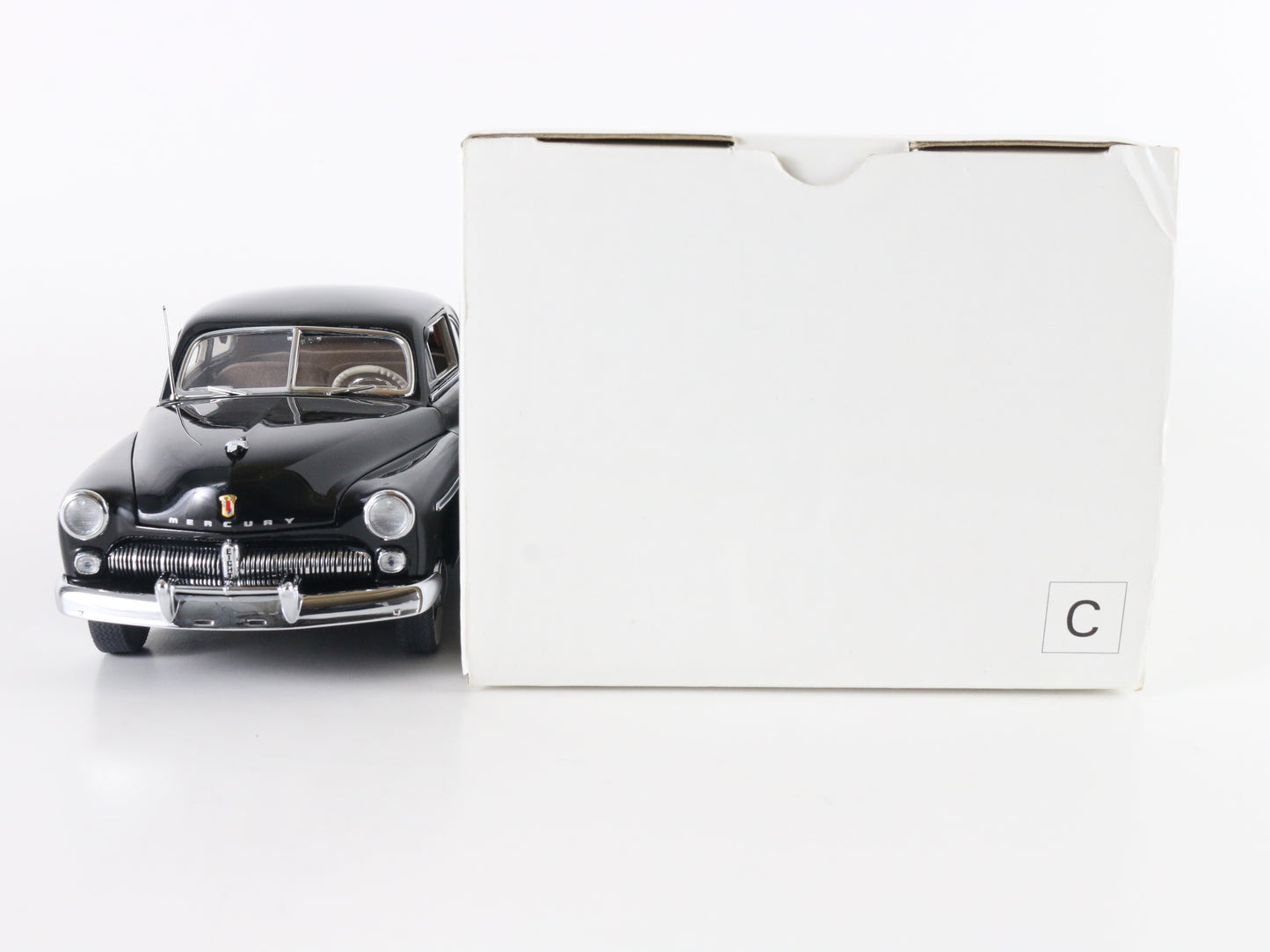 1949 Mercury Club Coupe Black Danbury Mint 1:24 Model Car