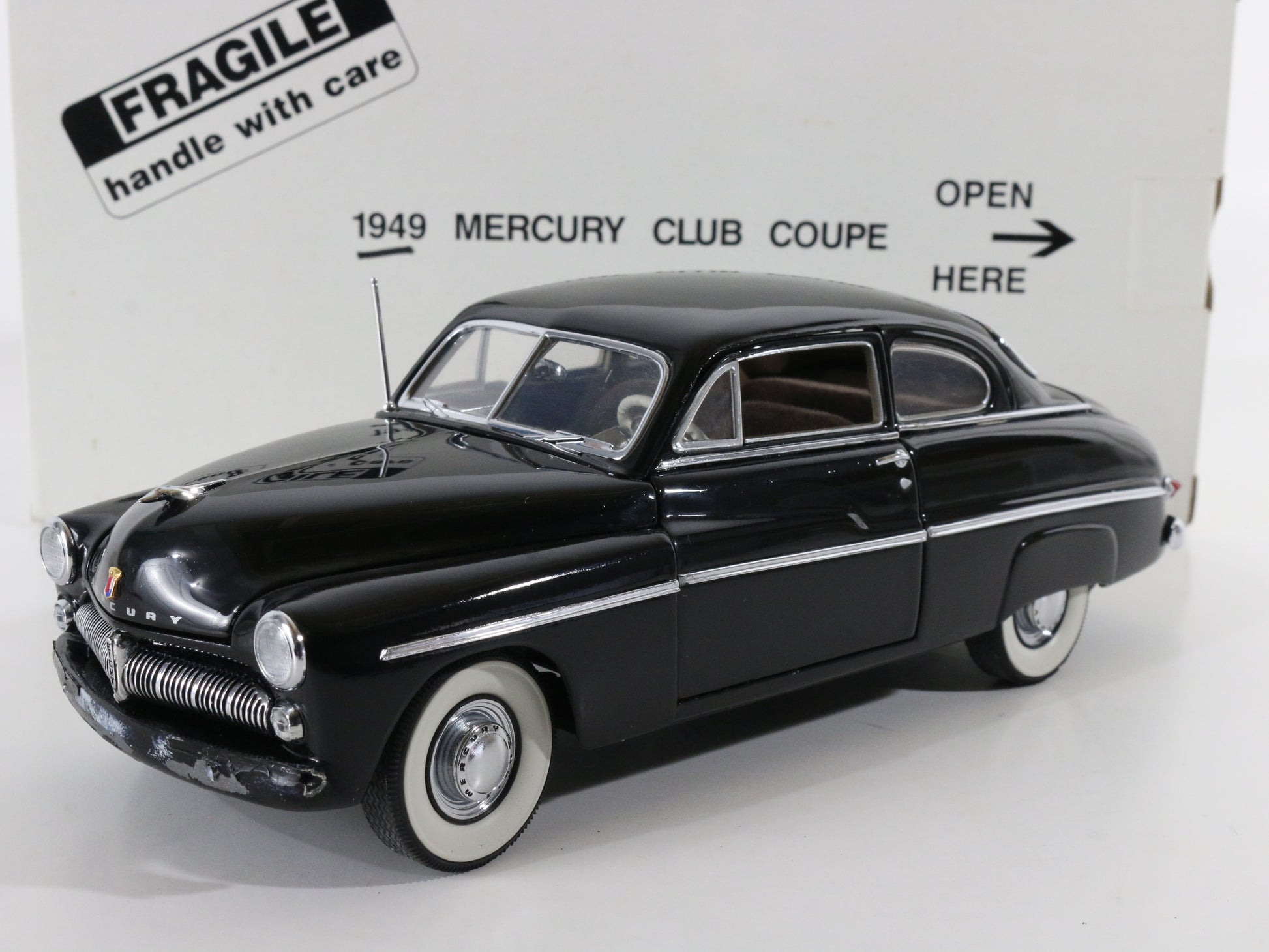 1949 Mercury Club Coupe Black Danbury Mint 1:24 Metal Car W/ Box