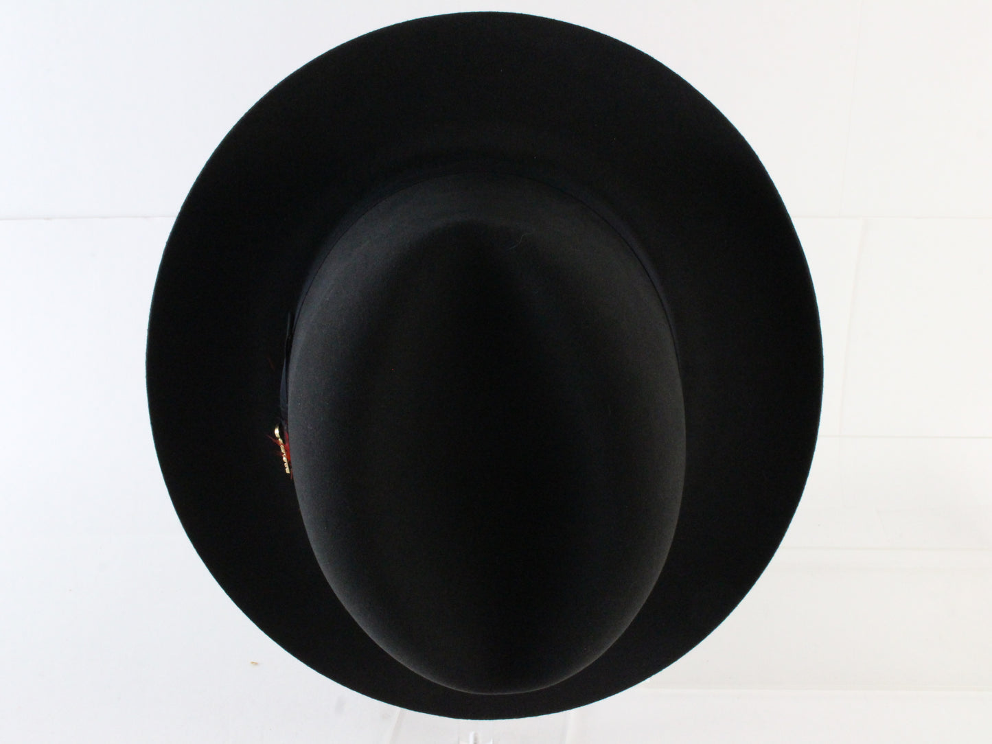 Royal Biltmore Mens Black Felt Fedora W/ Feathers and Pin MULTIPLE SIZES