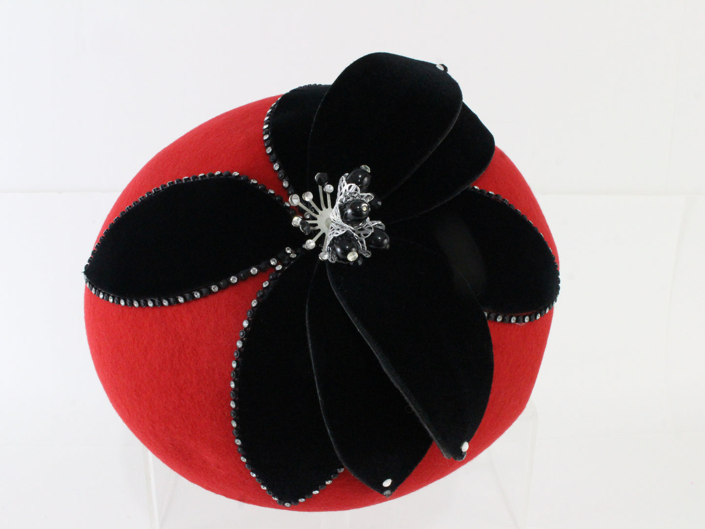 Tim Crawford Red & Black Ladies Boutique Couture Hat Felt 7 1/8 57cm