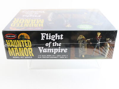 Polar Lights 1/12 Kit Haunted Manor Flight Of The Vampire Pol977/12