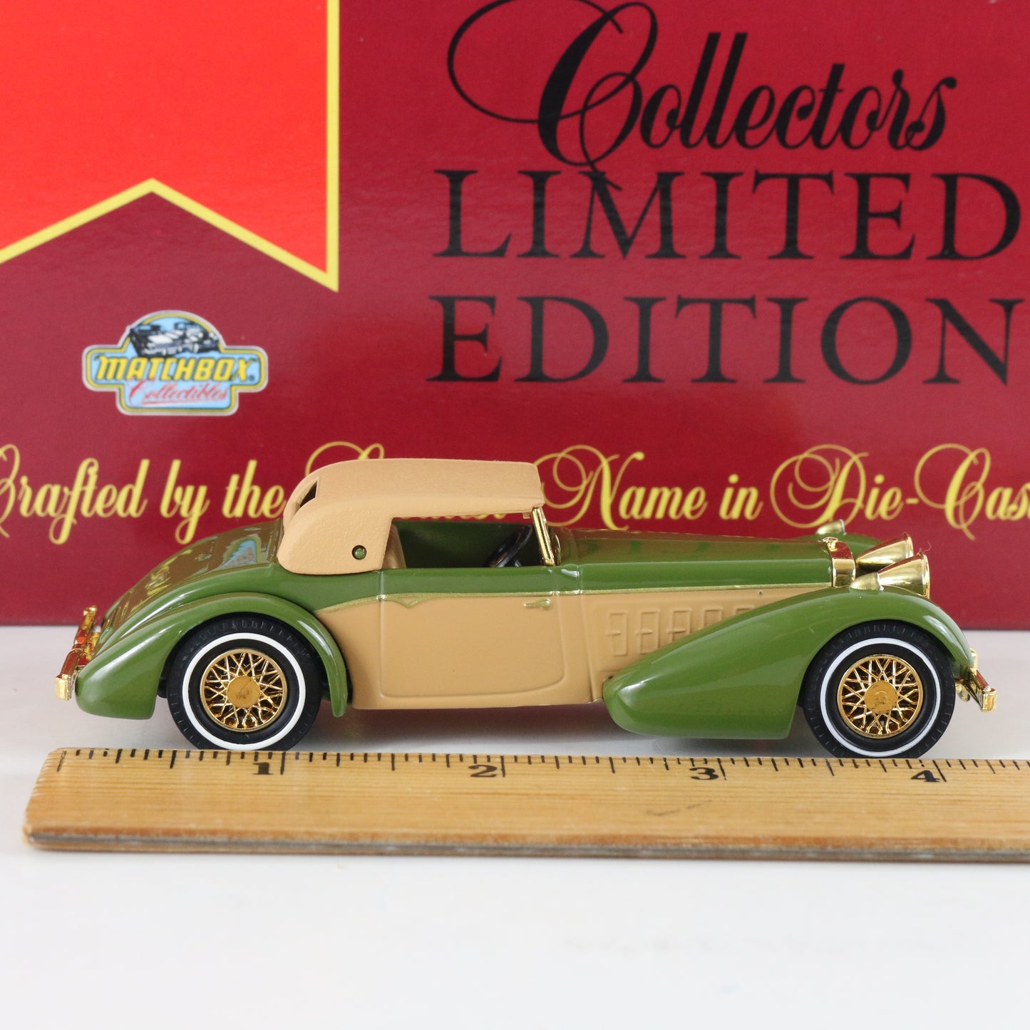 1938 Hispano Suiza Green & Tan Special Le Dinky Yesteryear Matchbox 1:43