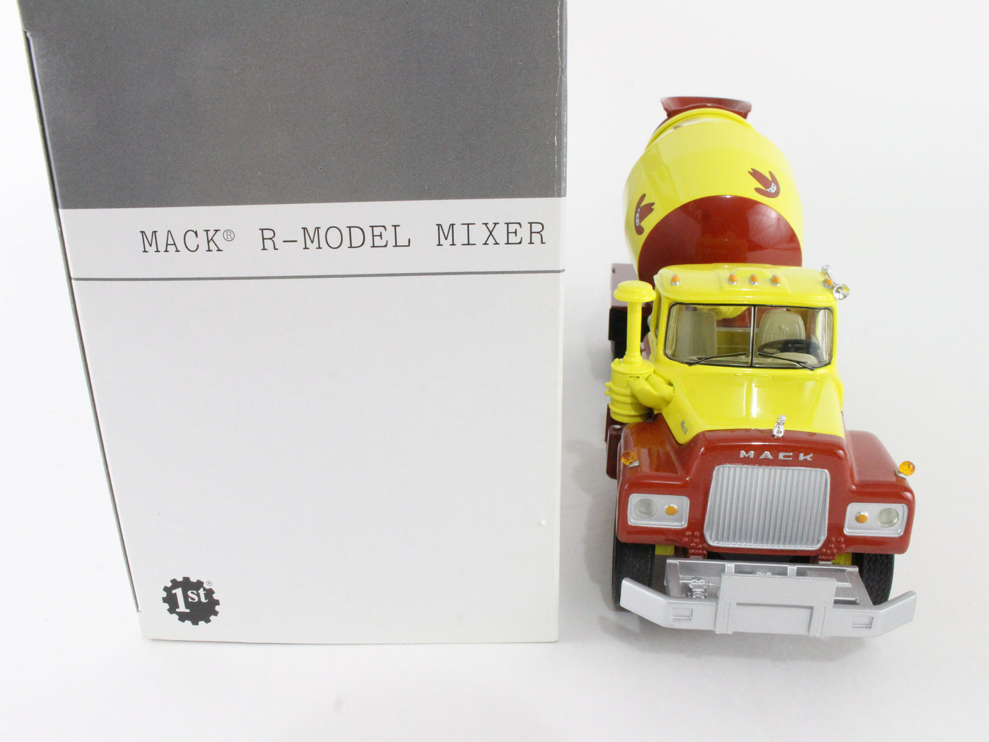 Mack R-Model Mixer Bonanza Concrete First Gear 1:34 Model 19-2593