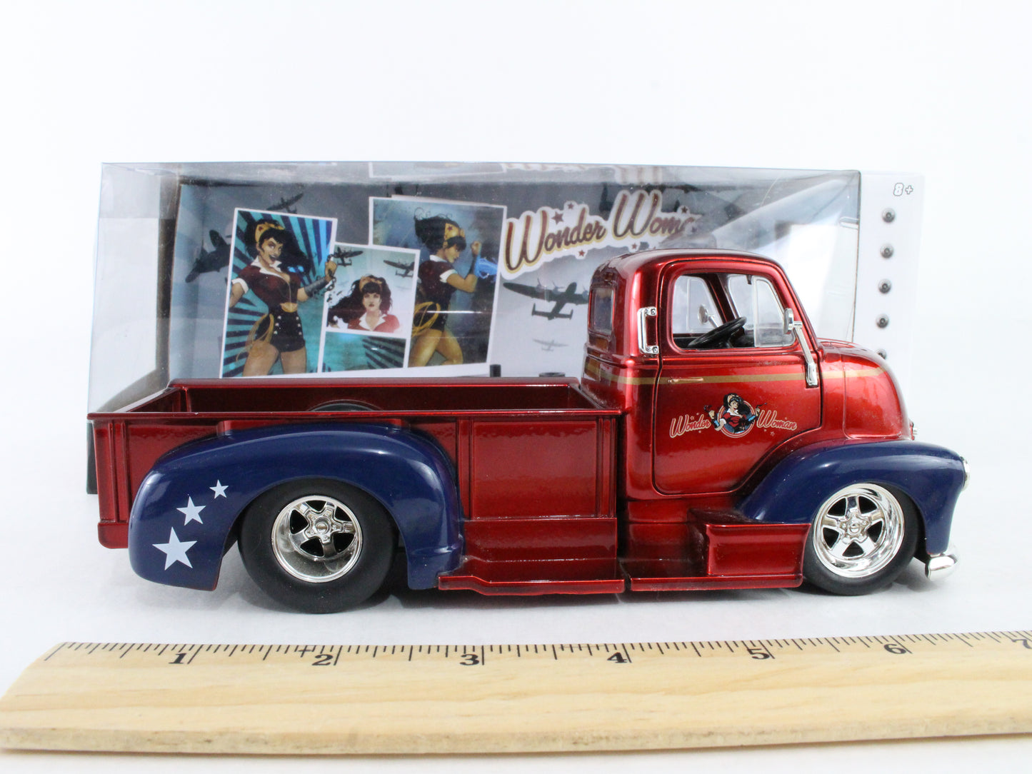 Wonder Woman And 1952 Chevy COE Pickup DC Bombshells Jada 1:24 Scale Model 30453