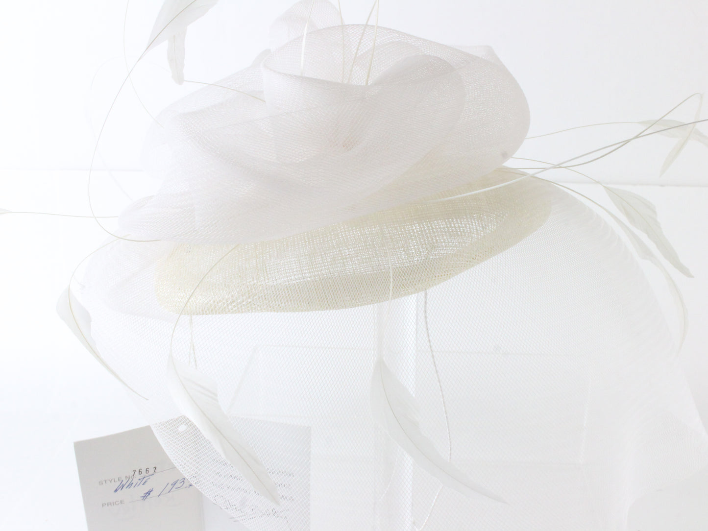 Vintage Peter Bettley Fancy Couture Ladies White Fascinator 6 1/4 50cm