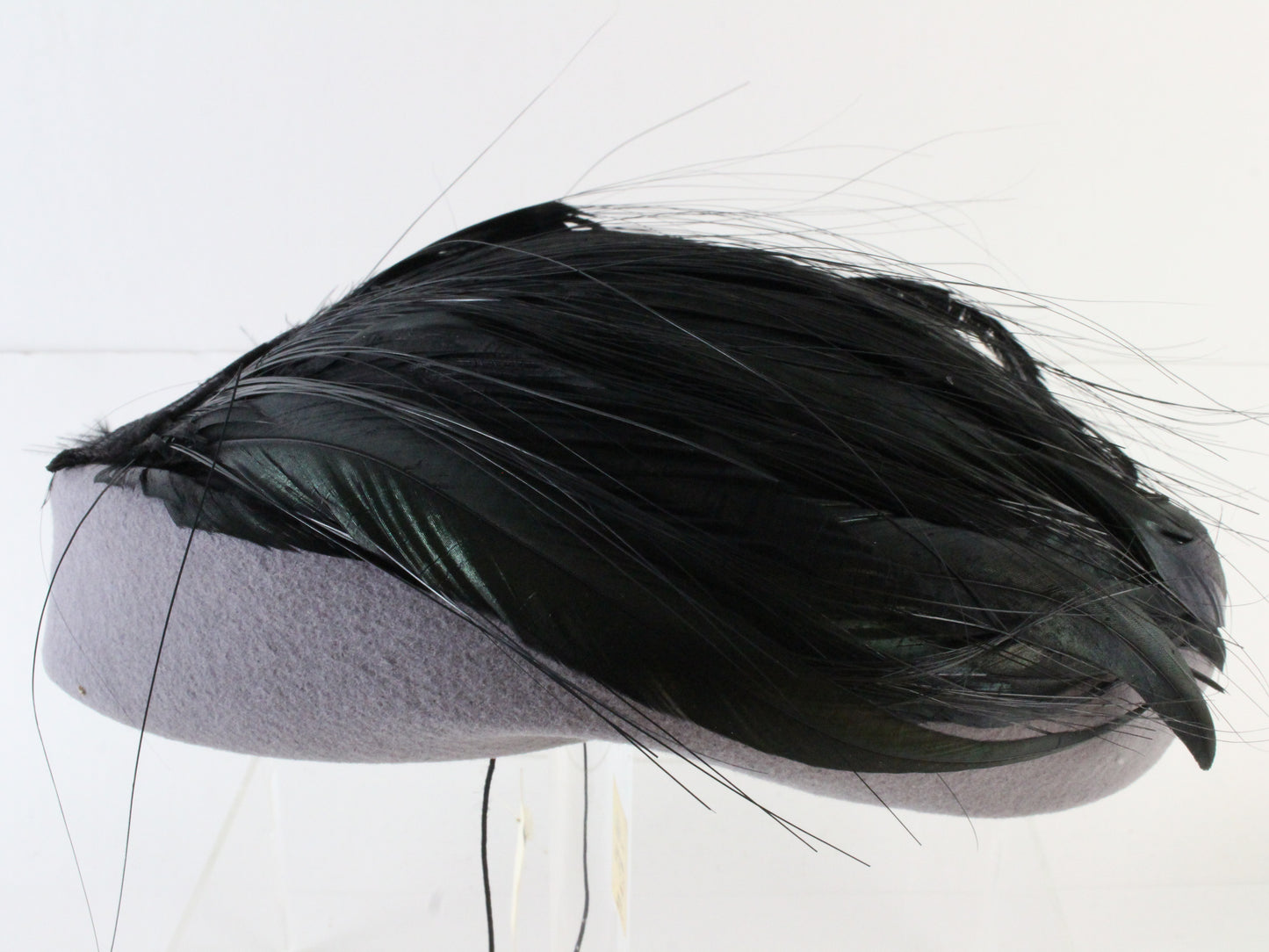 Sonni of California Ladies Gray and Black Wool Felt Hat W/ Feathers 7 1/8 57cm