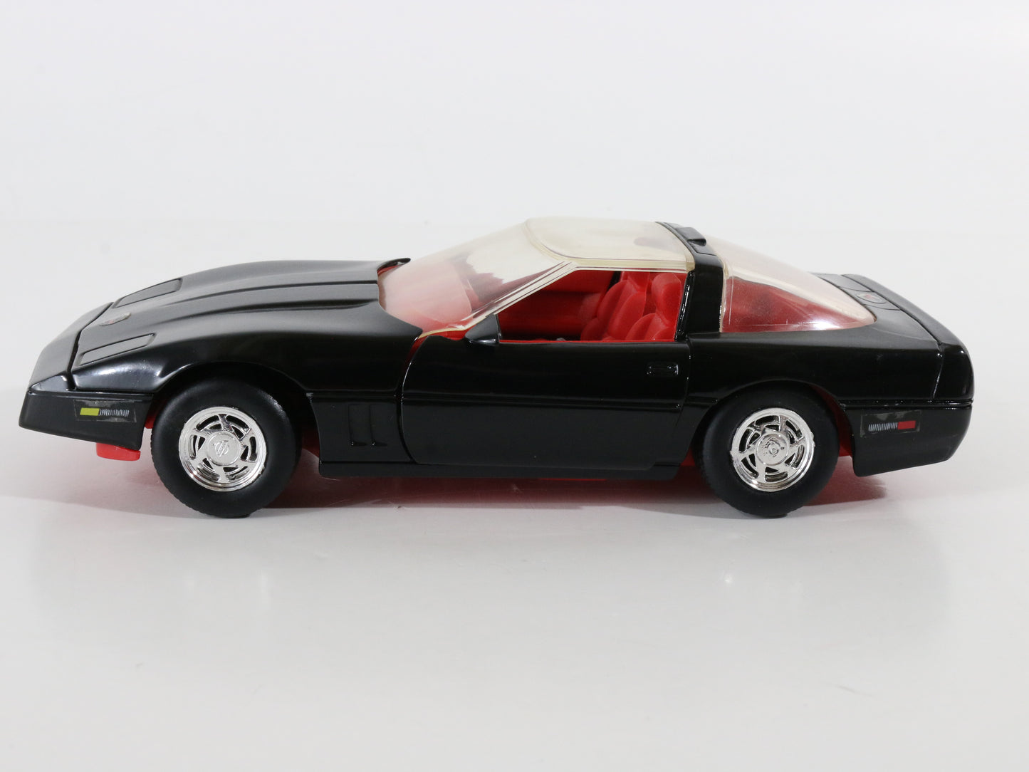 Chevrolet Corvette Zr-1 Black & Red Revell 1:24 Model Car 1999