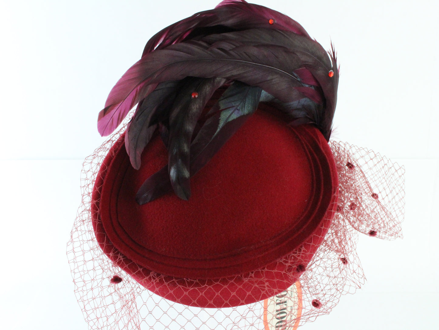 Adolfo Ii Ladies Boutique Red Wool Felt Pillbox Hat W/ Feathers 6 3/4 54cm