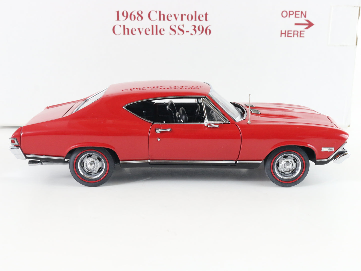 1968 '68 Chevrolet Chevelle SS-396 Red Danbury Mint 1:24 Model Car