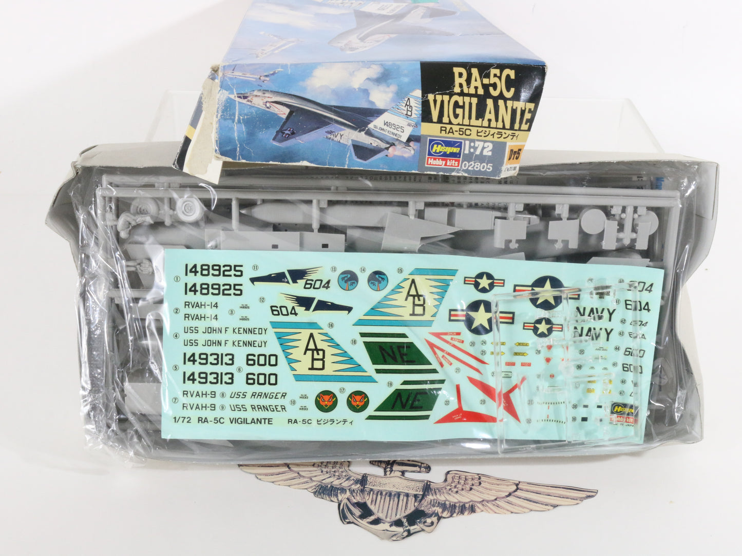 Vigilante RA-5c Fighter Jet Plane Hasegawa Plastic Airplane Kit 1:72 02805