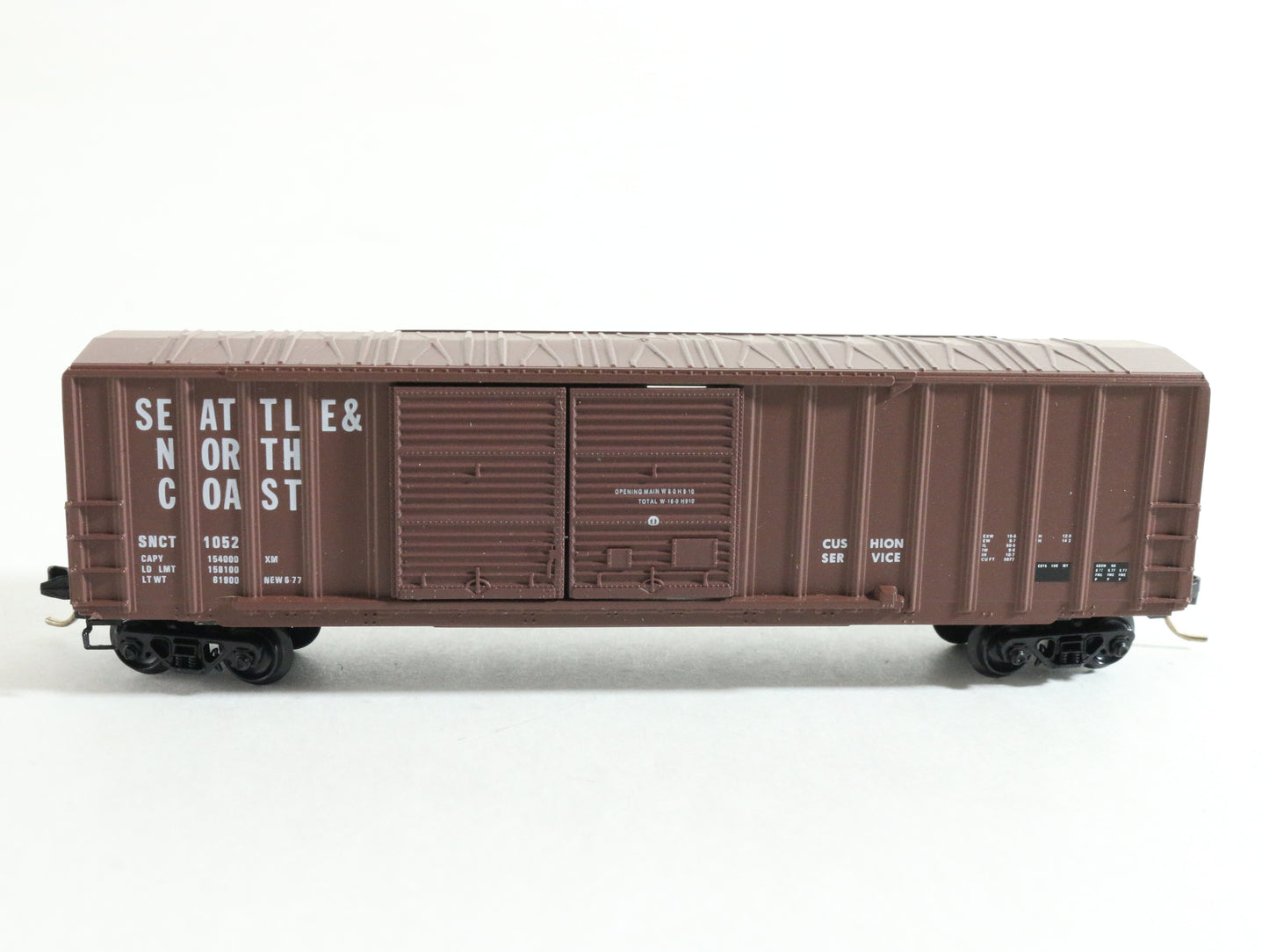 Seattle & North Coast SNCT 1052 Double Door Boxcar Micro Trains N