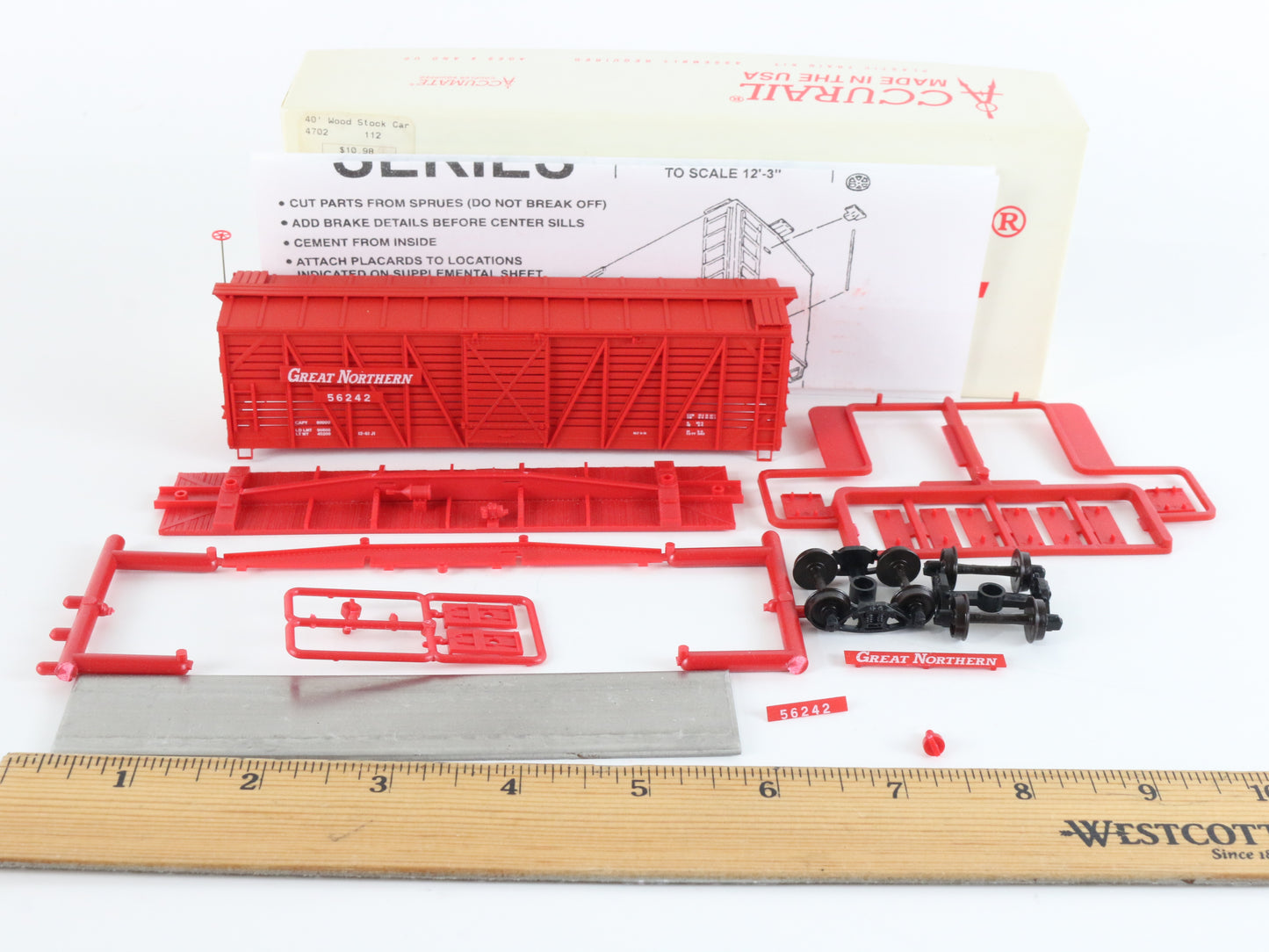 Great Northern GN 56242 40' Wood Stock Car ACCurail HO Model Train 4702