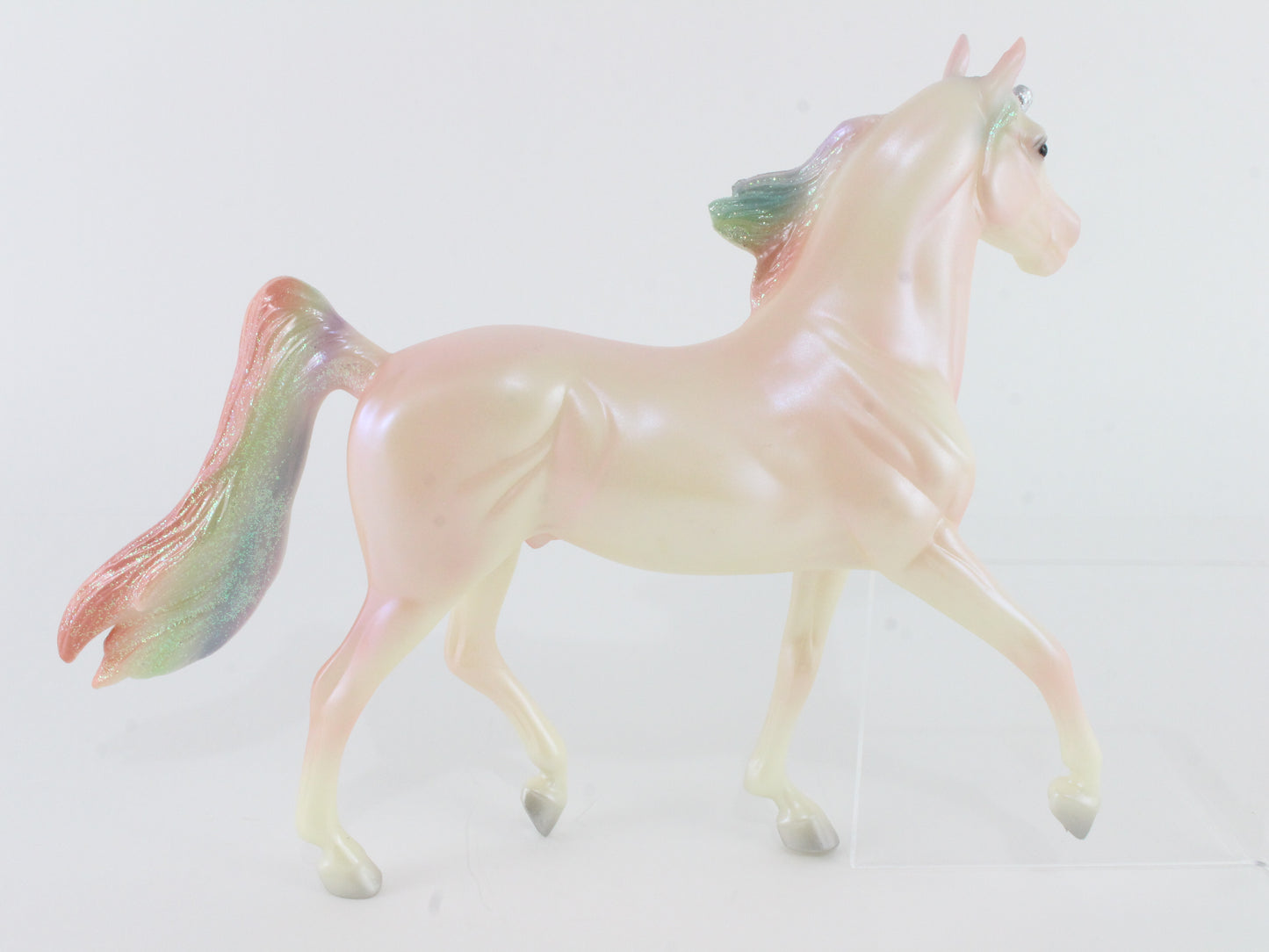 Skyler Pearlescent Pink Unicorn Breyer Classic Size Horse BROKEN HORN