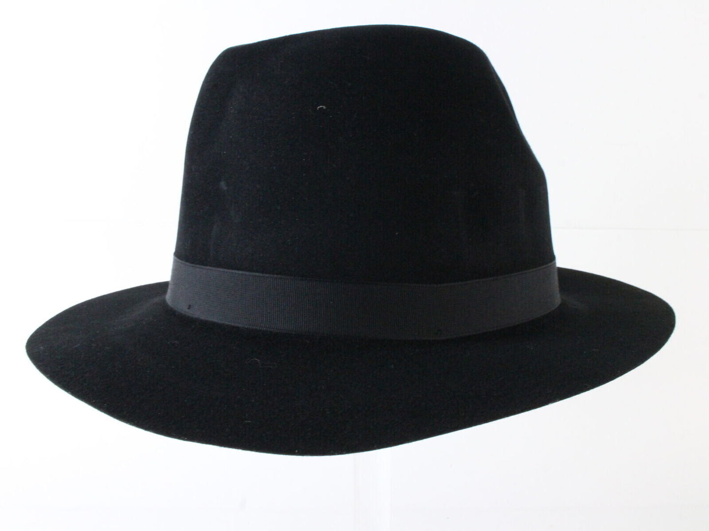 Churchill Ltd Mens Black Felt Fedora W/ Feathers 7 56cm