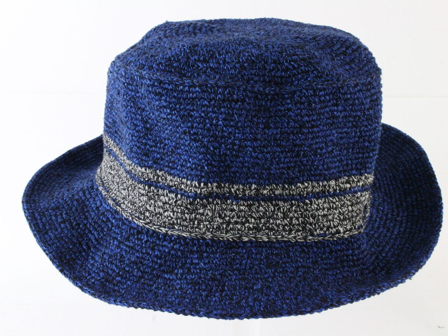 Caldino Ladies Blue Hand Knit Vintage Bucket Hat 7 1/8 57cm