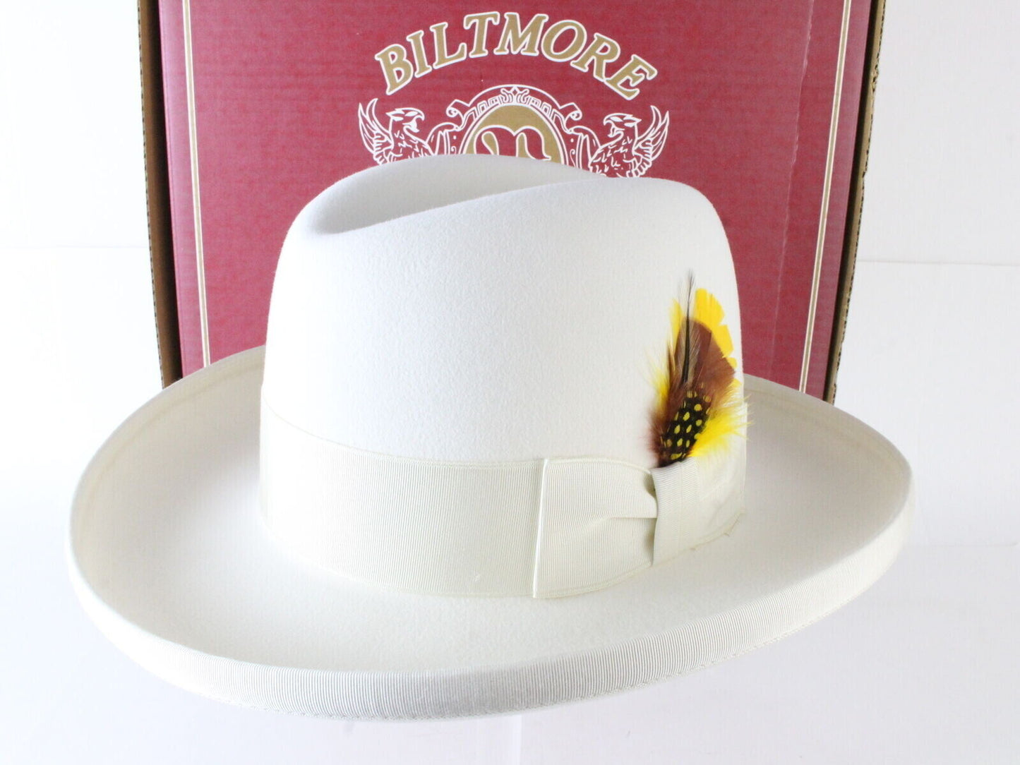 Biltmore Imperial Eggshell White Mens Felt Homburg W/ Yellow Feather 7 56cm