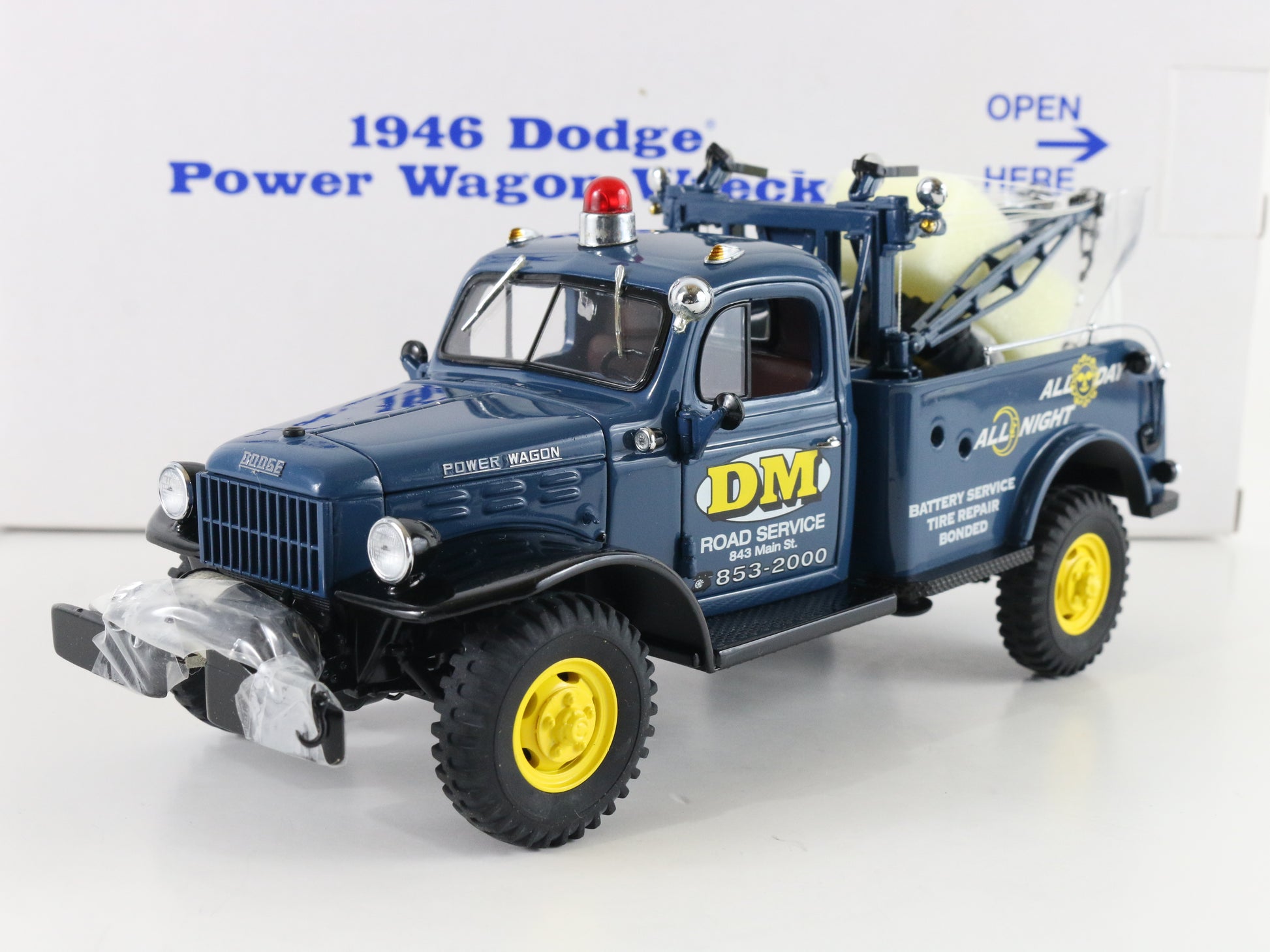 1946 Dodge Power Wagon Wrecker Danbury Mint Service Model