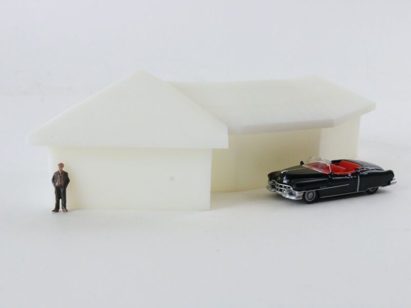 Small 1950s-1970s Era House w/ Garage for HO 1:87 RESIN/HARD PLASTIC