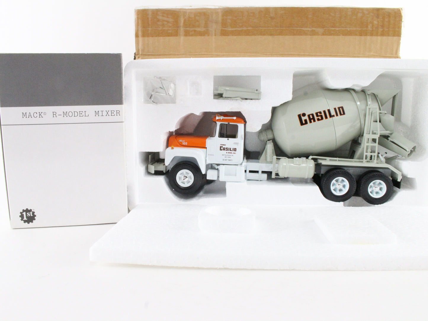 Mack R-Model Mixer Casilio First Gear 1:34 Scale Model 19-2691