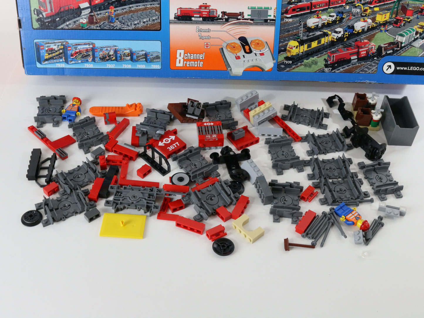 Lego City Red Cargo Train & Track INCOMPLETE SET 3677 W/ Box & Instructions