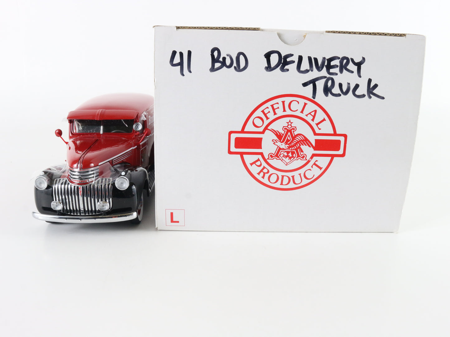 1941 Budweiser Delivery Truck Red & Black Danbury Mint 1:24 Model Car