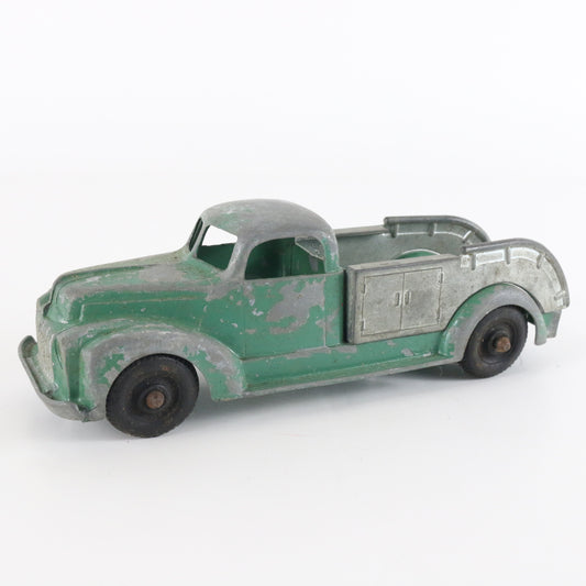 Hubley Kiddie Toy Green Diecast Tow Truck