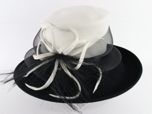 Marzi Italy Black & White Ladies Boutique Hat Felt 7 1/8 57cm