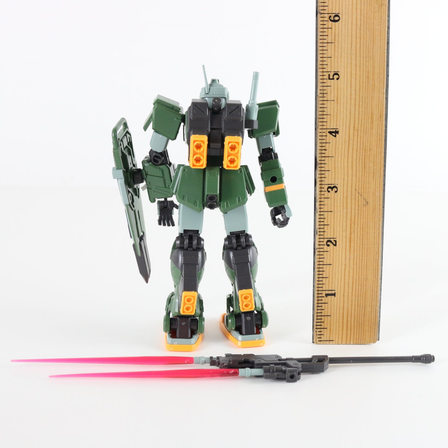 Gundam Gm Striker Hguc Hg Bandai Hobby Rgm-79fp 1:144 Model Gunpla BUILT