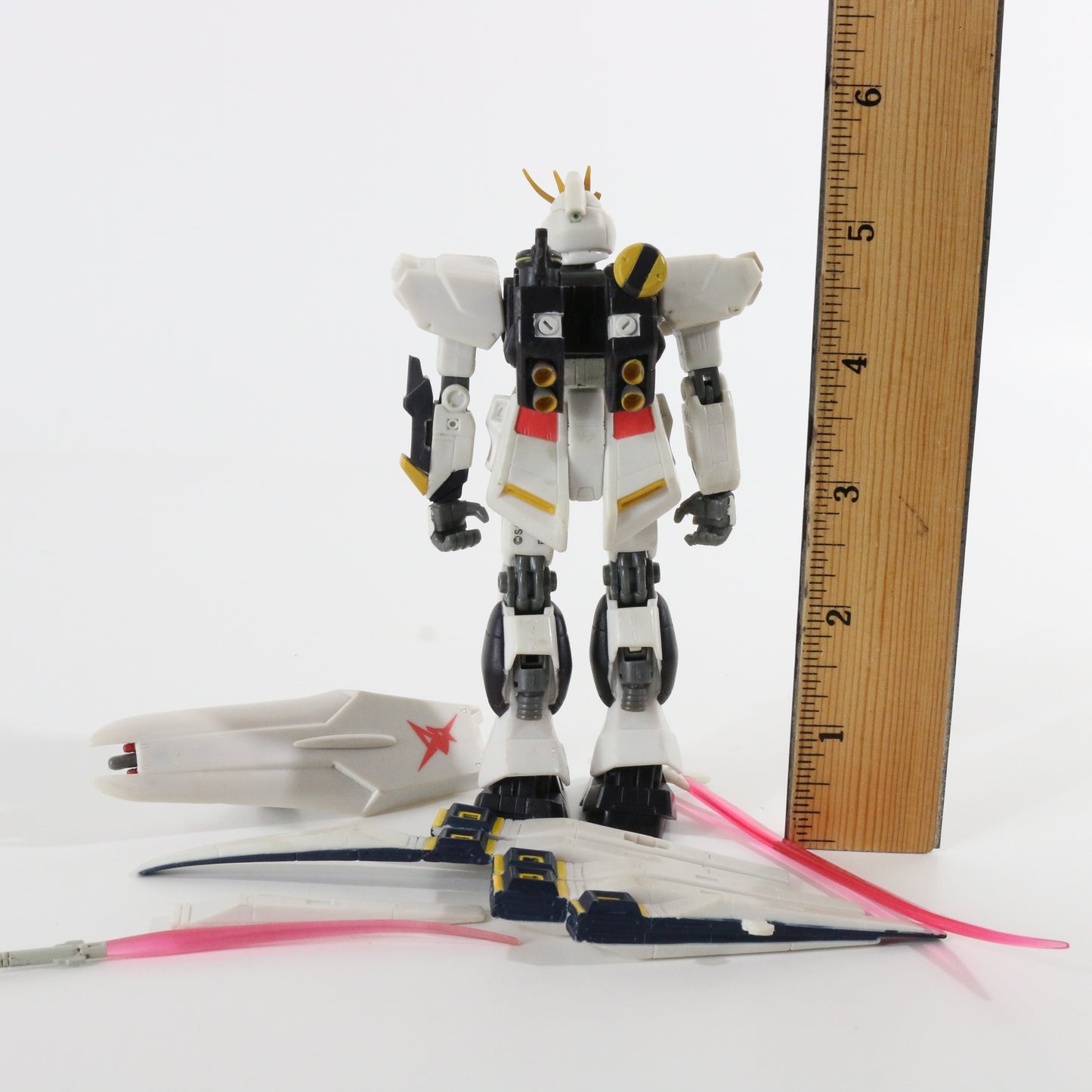 Gundam RX-93 Nu Chars Counterattack Mobile Suit Action Figure Bandai W/ Items