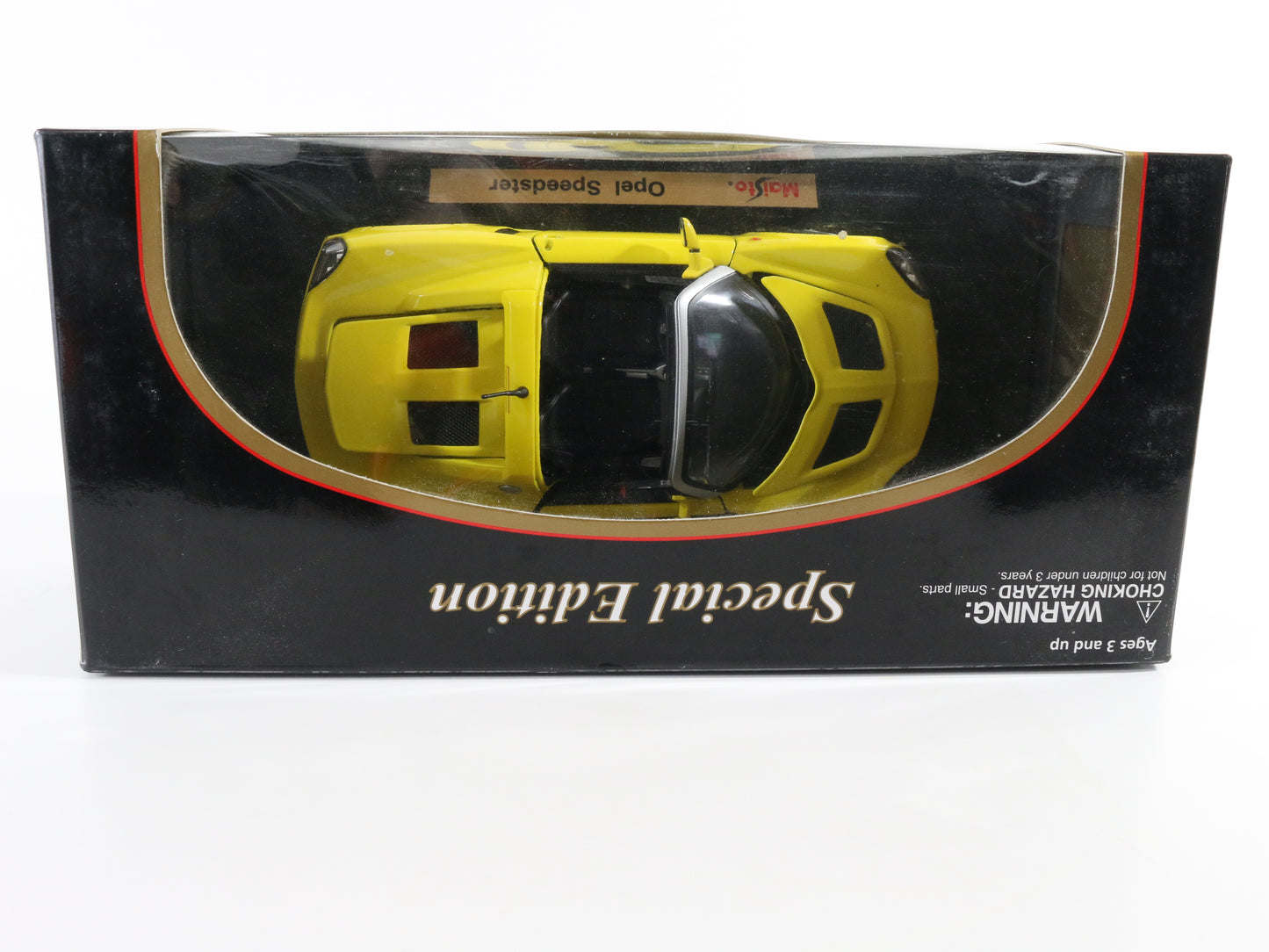 Opel Speedster Yellow Convertible Maisto 1:18 Diecast Model Car 31615