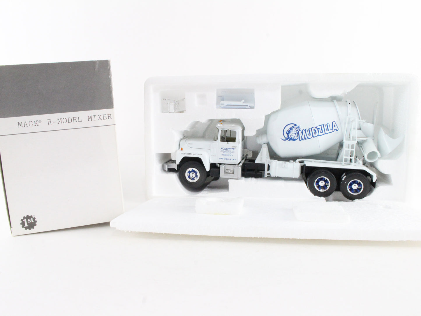 Mack R-Model Mixer Koncrete Industries Mudzilla First Gear 1:34 Model 18-2714