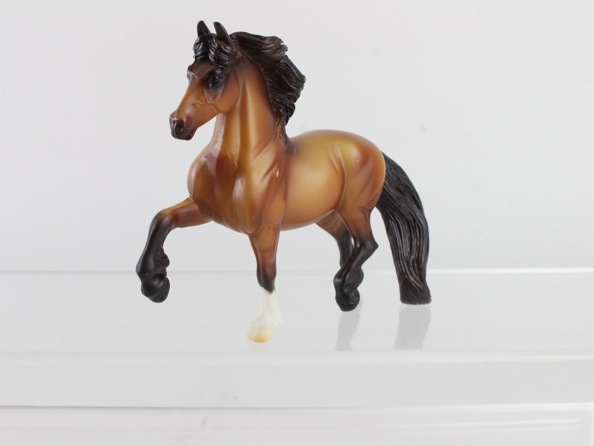 Cob Dun Fresian Horse Breyer #5955 Stablemates