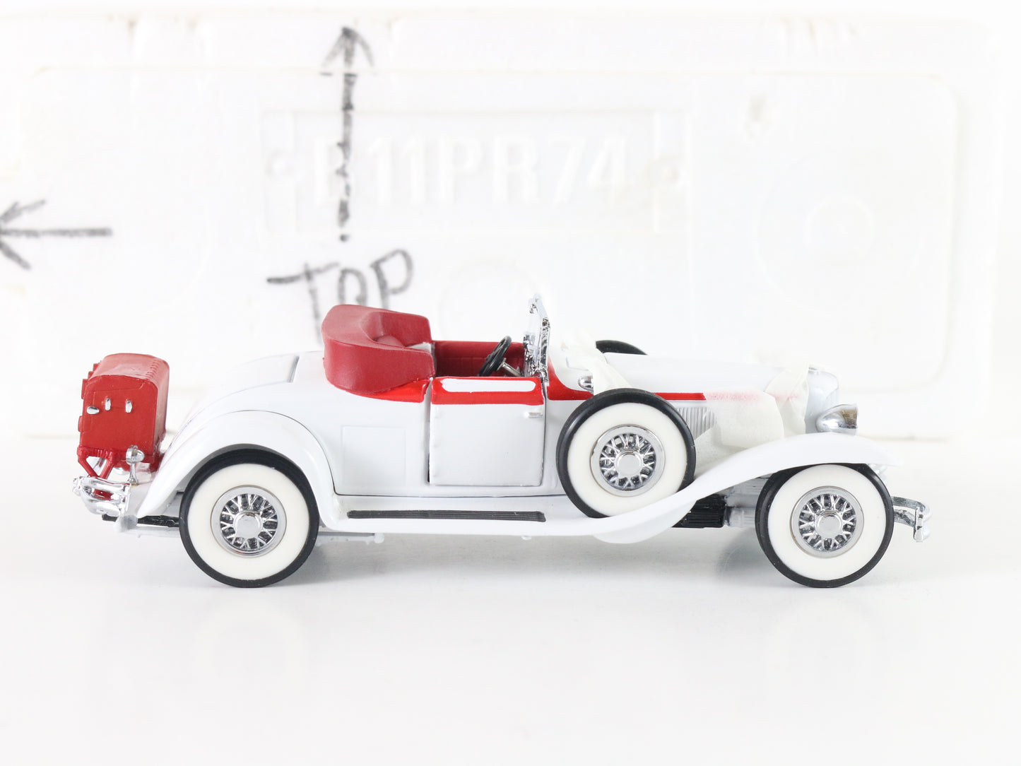 1929 Cord L29 Cabriolet White Franklin Mint 1:43 Model Car B11pr74