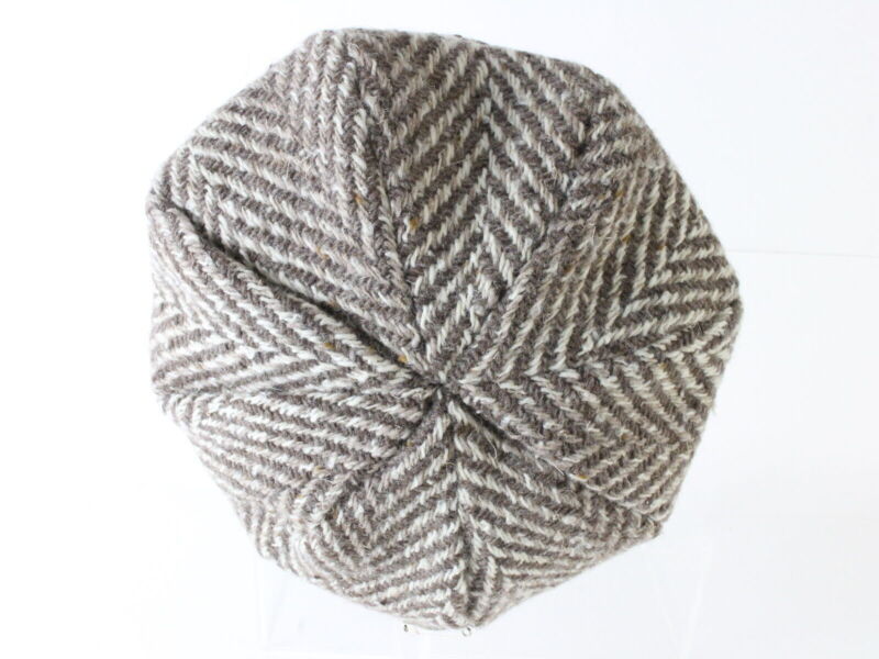 Mens Brown And White Eight Quarter Cap L Woven Style