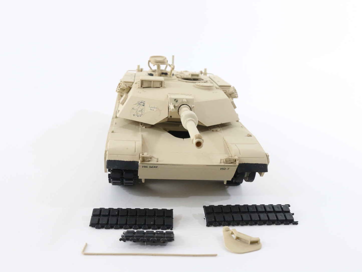 M1a2 Abrams US Army Tank HQ-7 Tamiya? 1:35 Military Model Vehicle