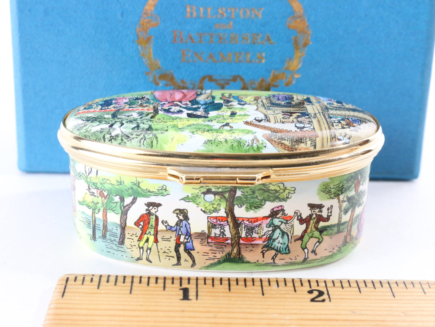 Halcyon Days Vauxhall Pleasure Gardens Oval Enamel Trinket Box 11/236