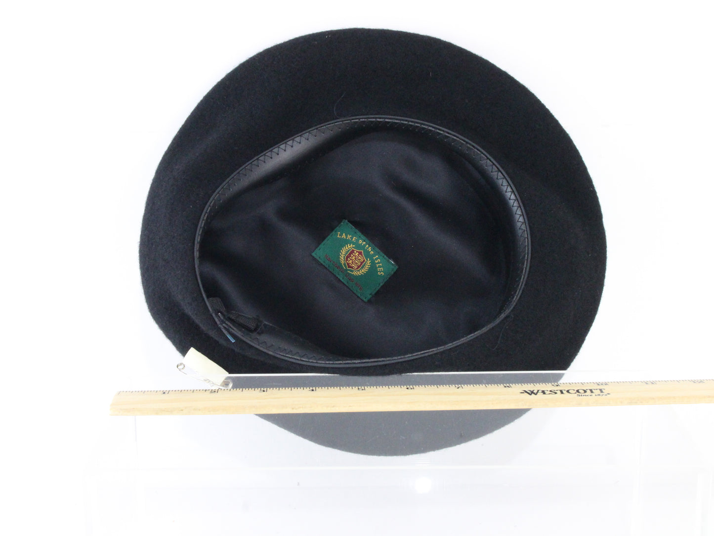 Lake of the Isles Mens Vintage Black Wool Felt Beret SMALL