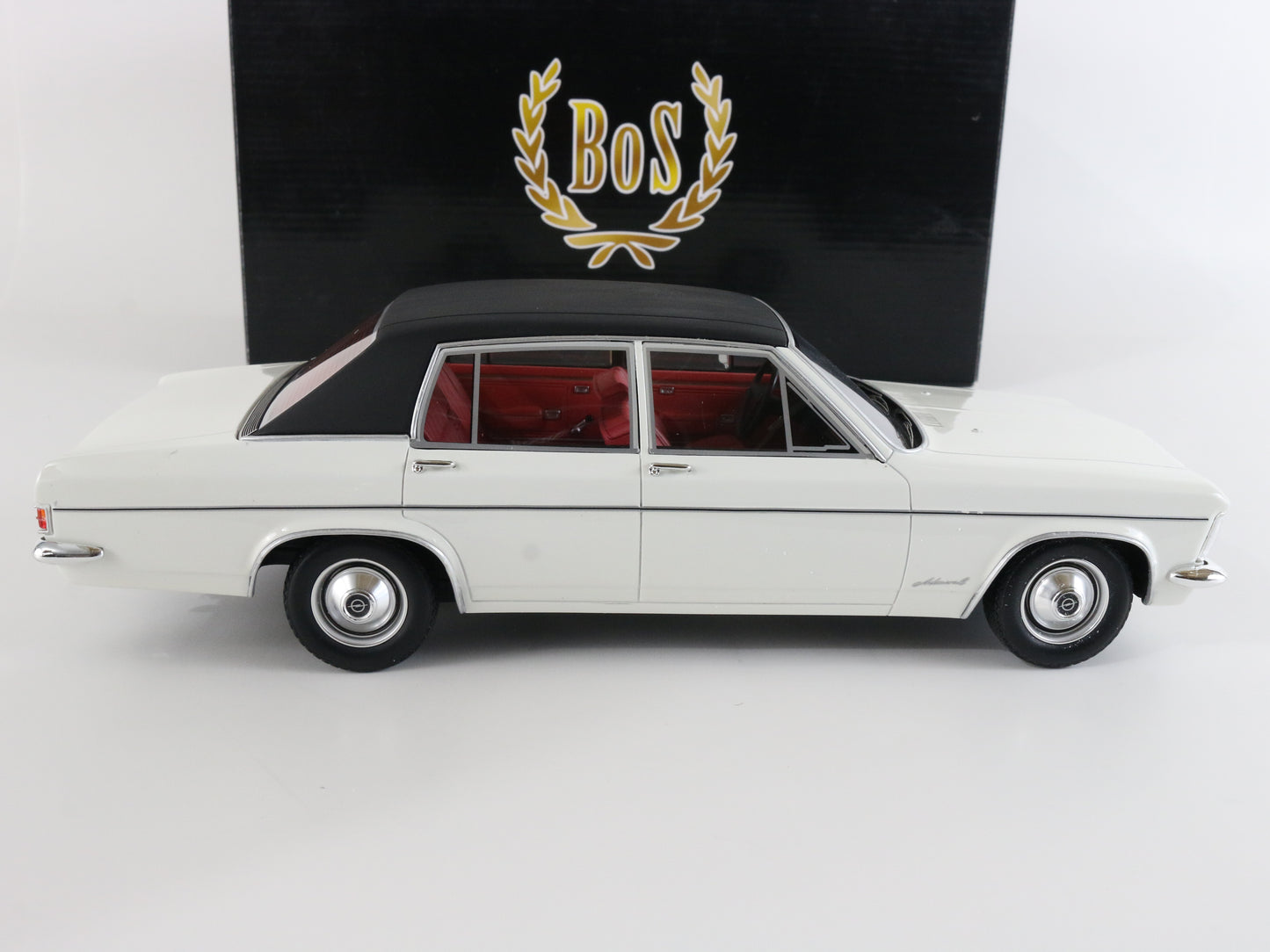 1971 Opel Admiral B White & Black Best Of Show BOS 1:18 Model Car Bos045