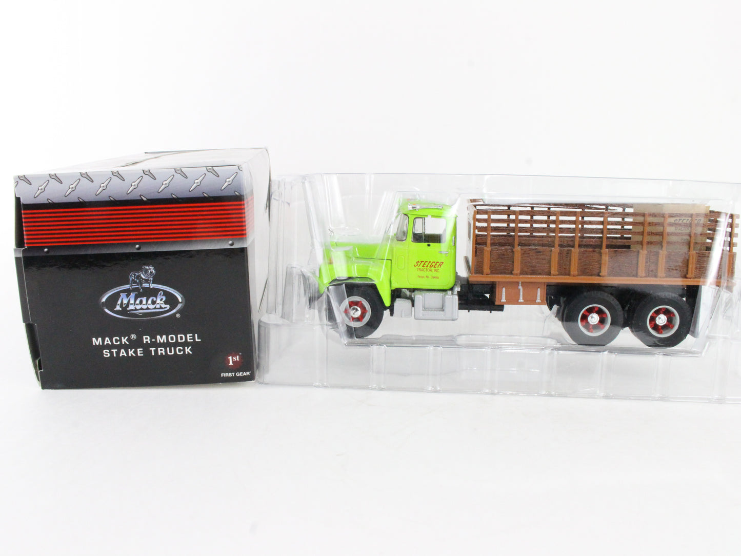 Mack R Model Stake Truck Steiger First Gear 1:34 Model 19-3914