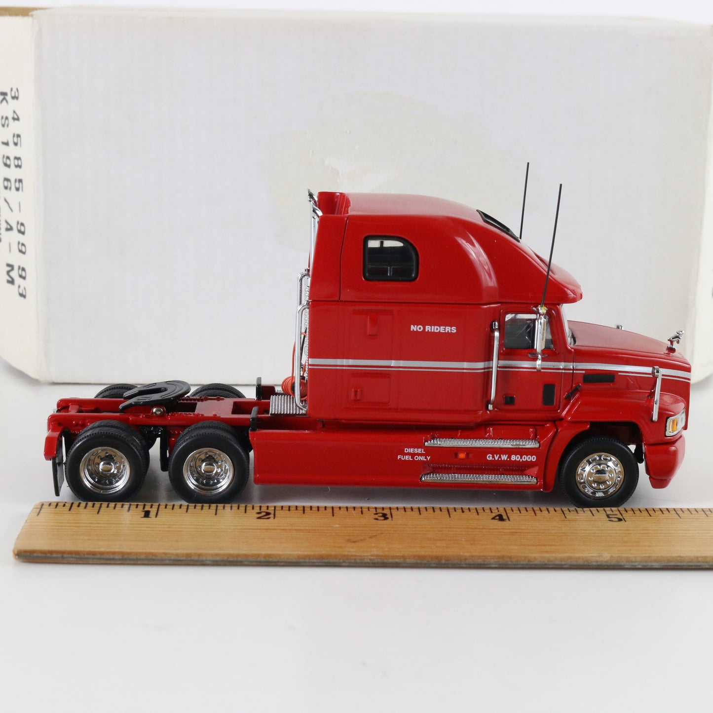 Mack Tractor Truck Red Highway Commanders Matchbox 1:58 Ks196/a-m