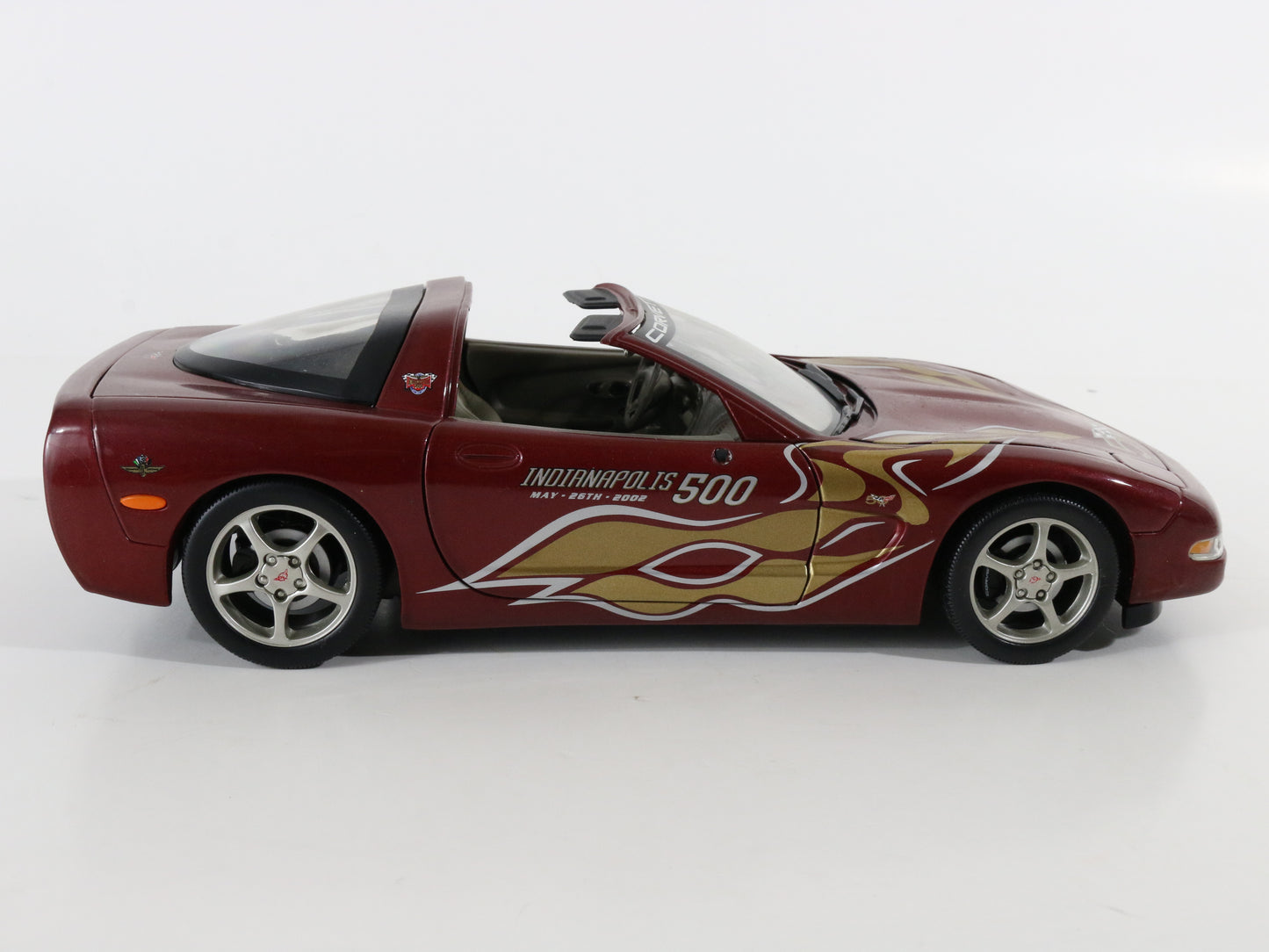 2003 Chevrolet Corvette Indianapolis 500 Maroon ERTL 1:18 Model Car