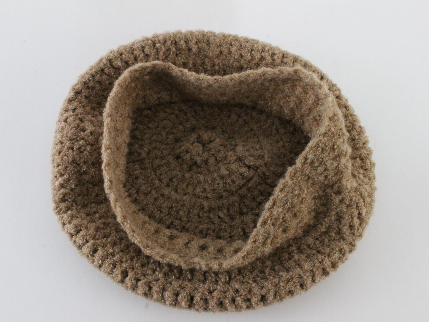 Hand Knitted Round Brown Ladies Hat 6 3/4 54cm & 70��� Scarf