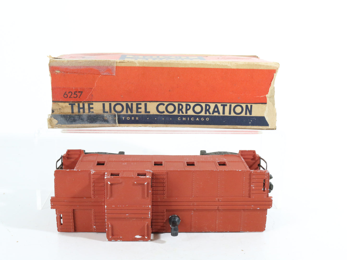 Lionel O Postwar 6257 Southern Pacific SP Plastic Red Caboose W/ Box EARLY VAR.