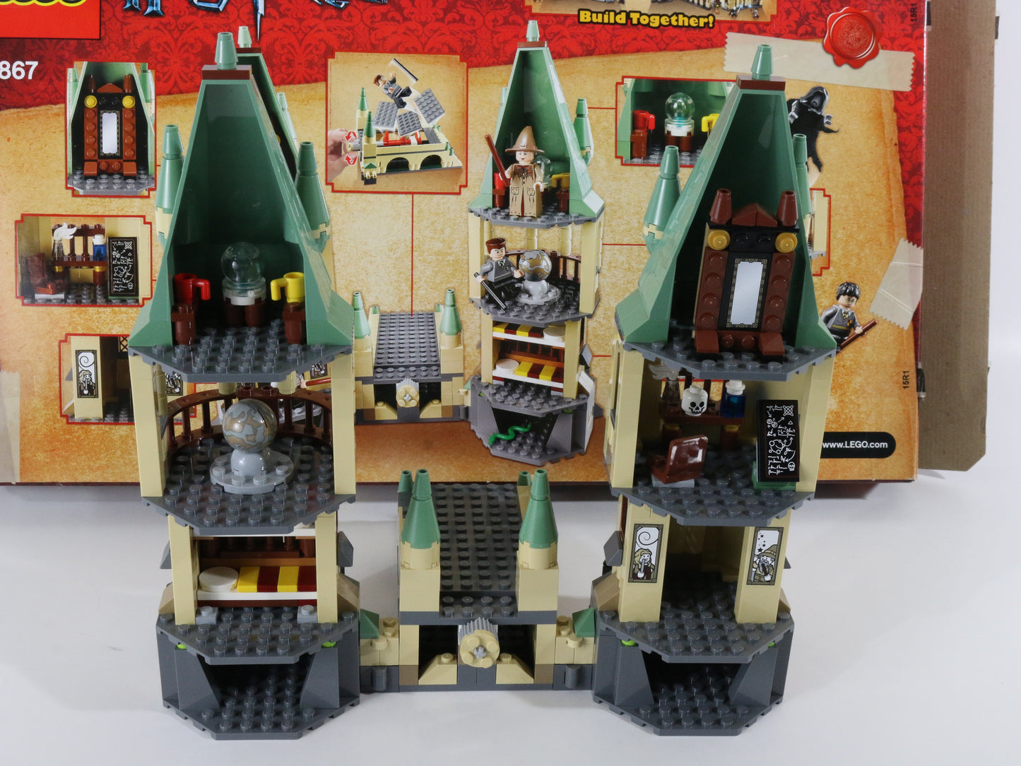 Lego Harry Potter Hogwarts School Of Wizardry Built Set 4867 + Box Instructions