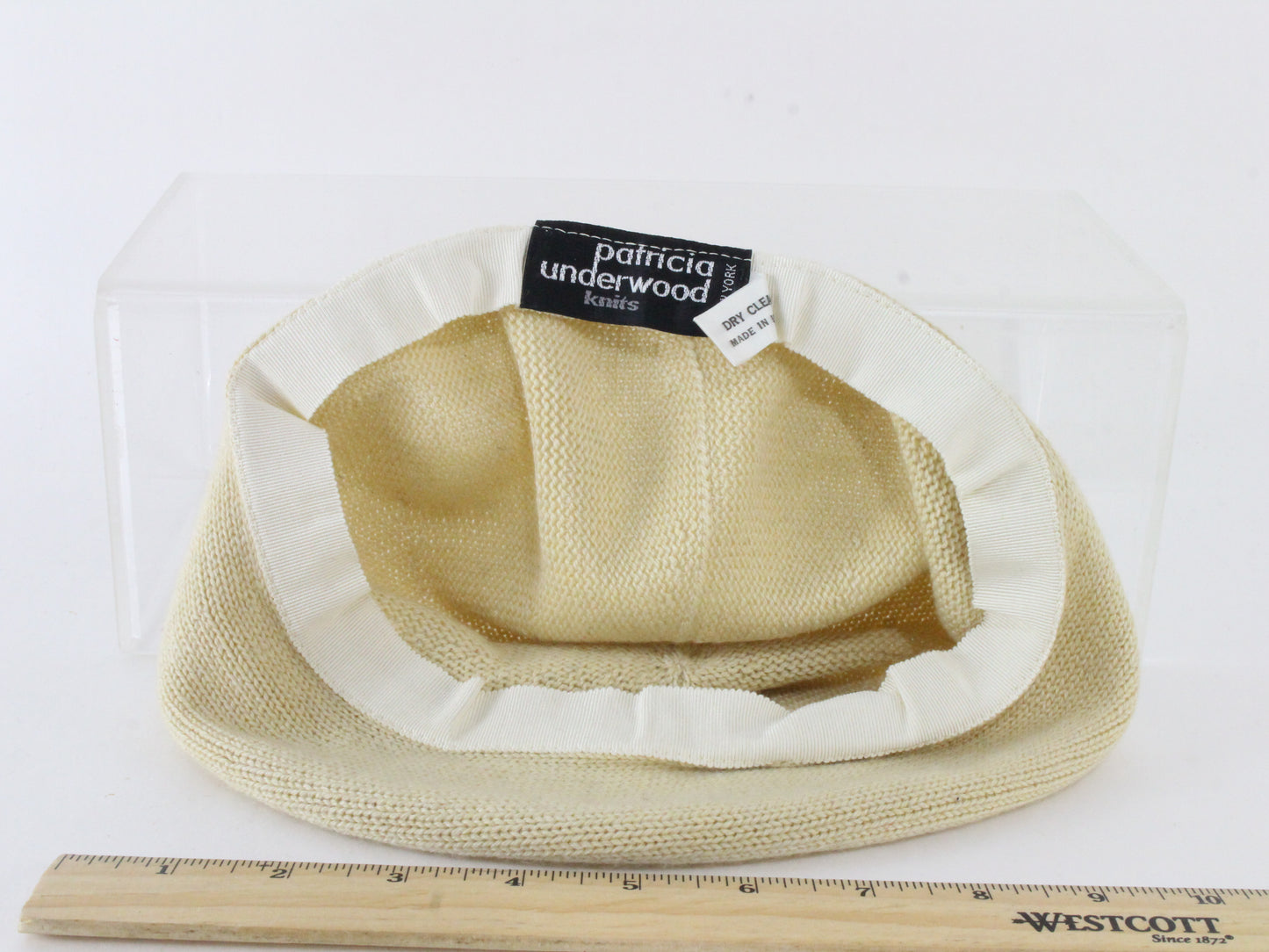 Patricia Underwood Tan Cashmere & Silk Knitted Ladies Cap 7 1/4 58cm