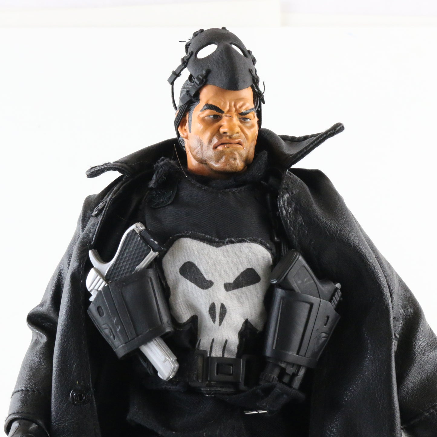 Marvel Studios Punisher 12��� Collector Edition Figure Pistols Minigun & Shotgun