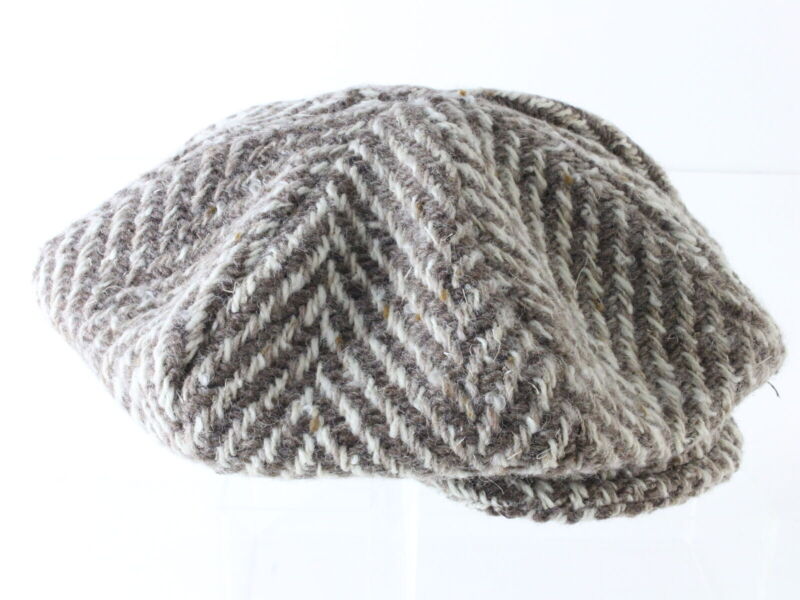 Mens Brown And White Eight Quarter Cap L Woven Style