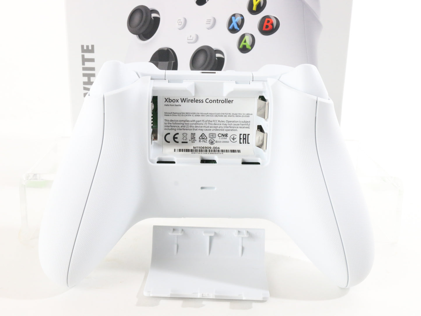 Robot White & Black XBOX One Wireless Controller Microsoft Model 1914