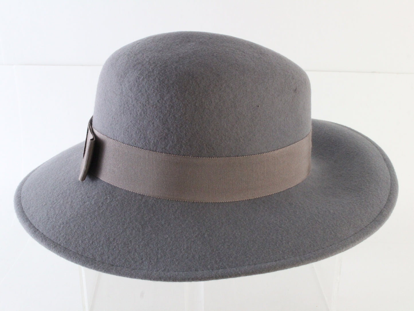 Sonni of California Ladies Gray Wool Felt Boutique Hat W/ Bow 6 7/8 55cm