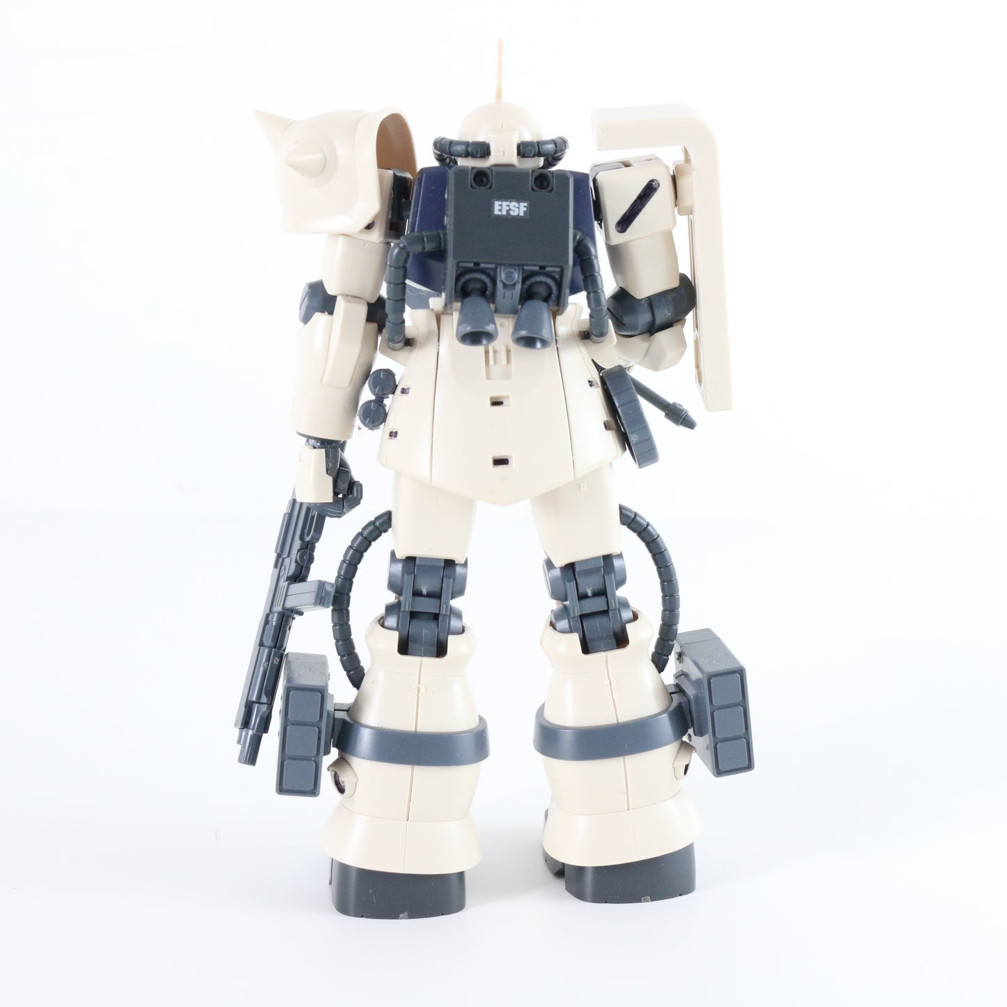 Zaku II F2 Gundam Ms-06f-2 Bandai Spirits Hguc 1:144 Model BUILT